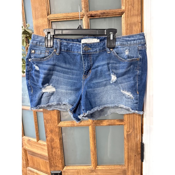 torrid Pants - Torrid Denim Shorts Womens 16 Blue Distressed Ripped Frayed Hem Mid Rise